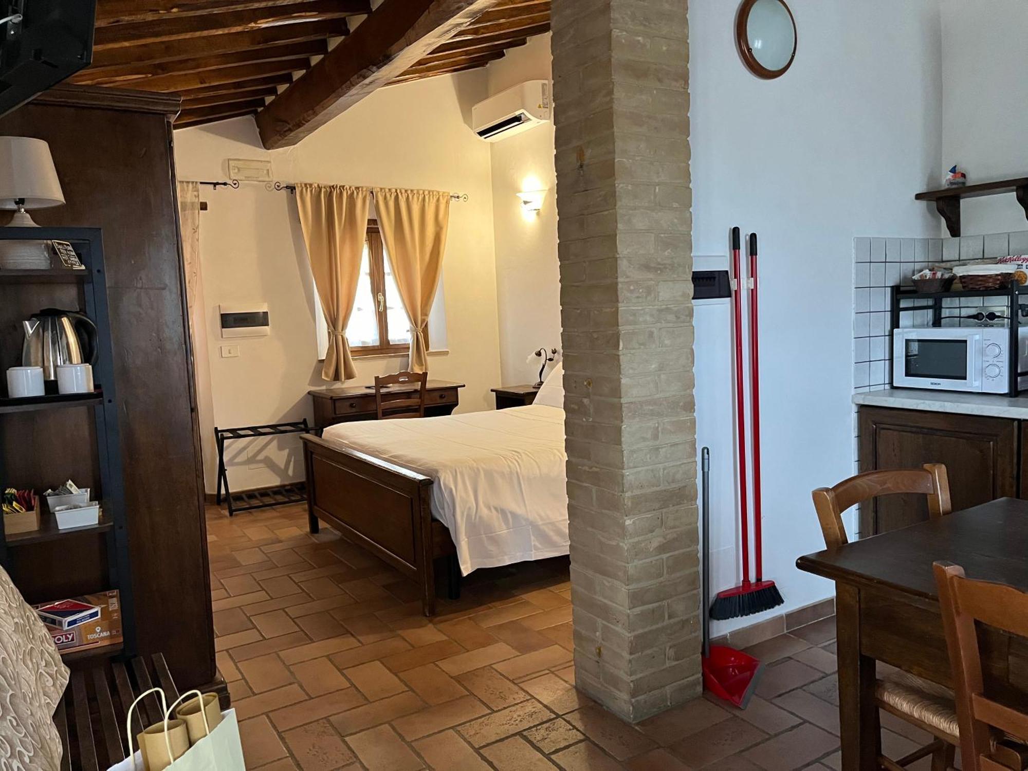Agriturismo Le Querciole In Val D'Orcia Bagno Vignoni Pokój zdjęcie